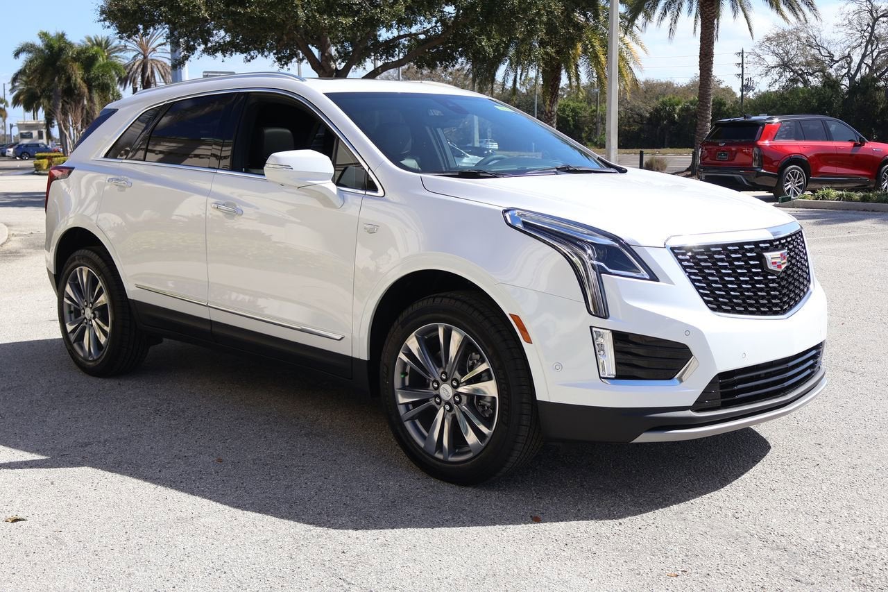 2026 Cadillac XT5 Premium Luxury