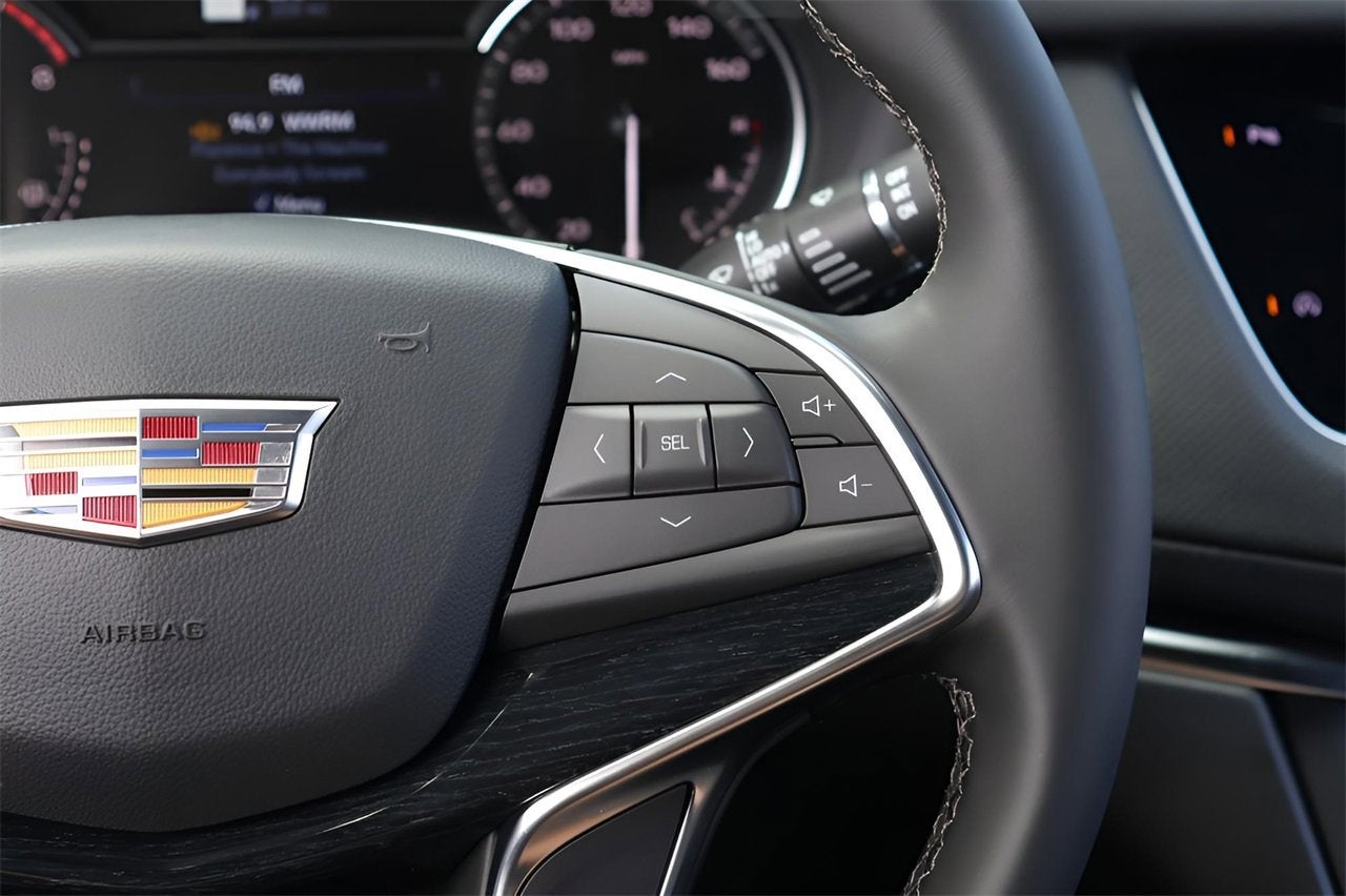 2025 Cadillac XT5 Premium Luxury