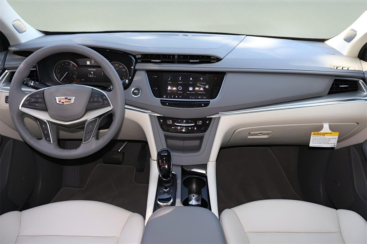 2025 Cadillac XT5 Premium Luxury