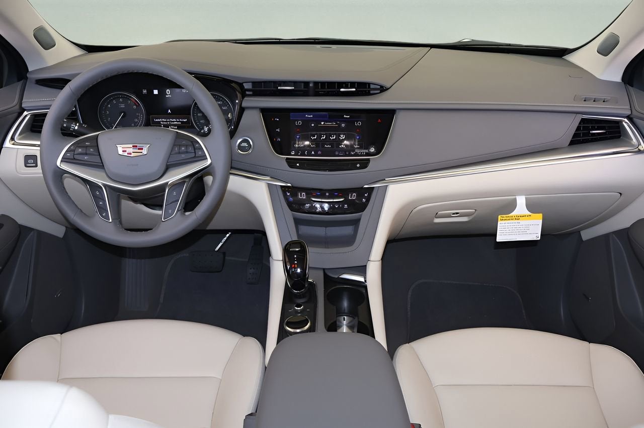 2026 Cadillac XT5 Premium Luxury