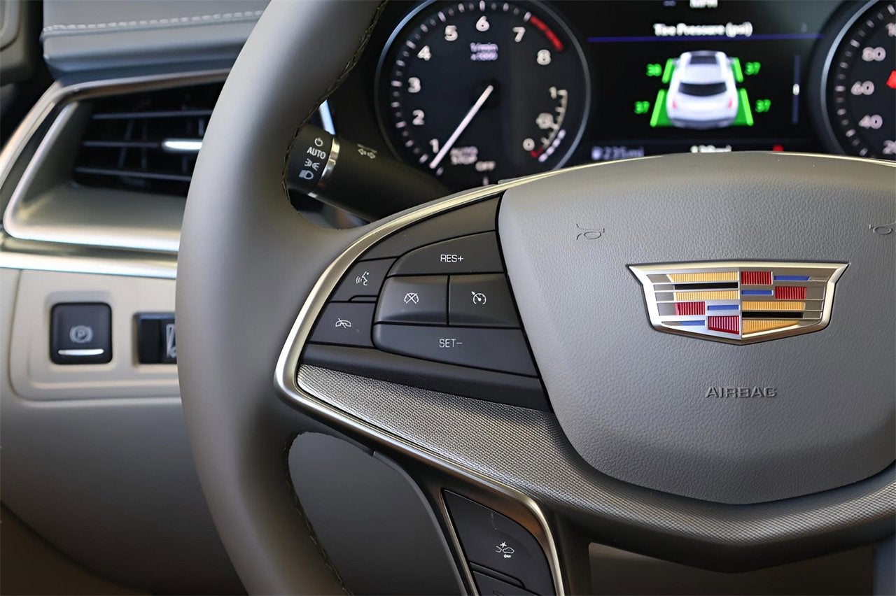 2026 Cadillac XT5 Premium Luxury