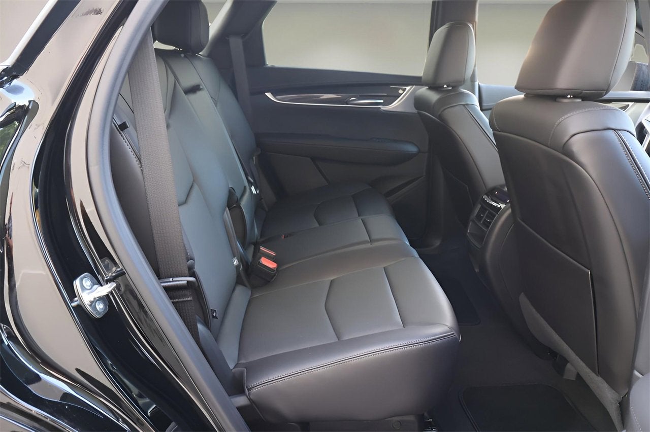 2025 Cadillac XT5 Sport