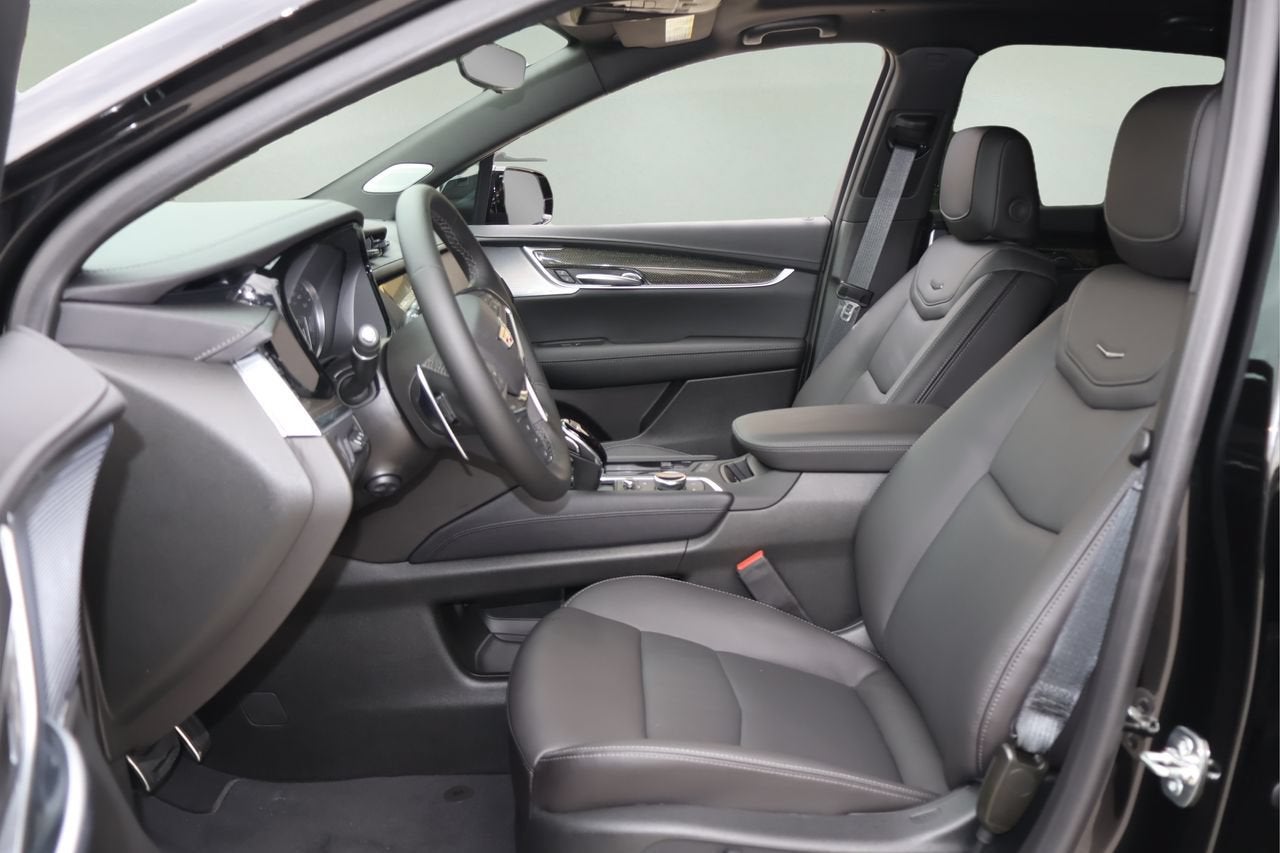 2026 Cadillac XT5 Sport