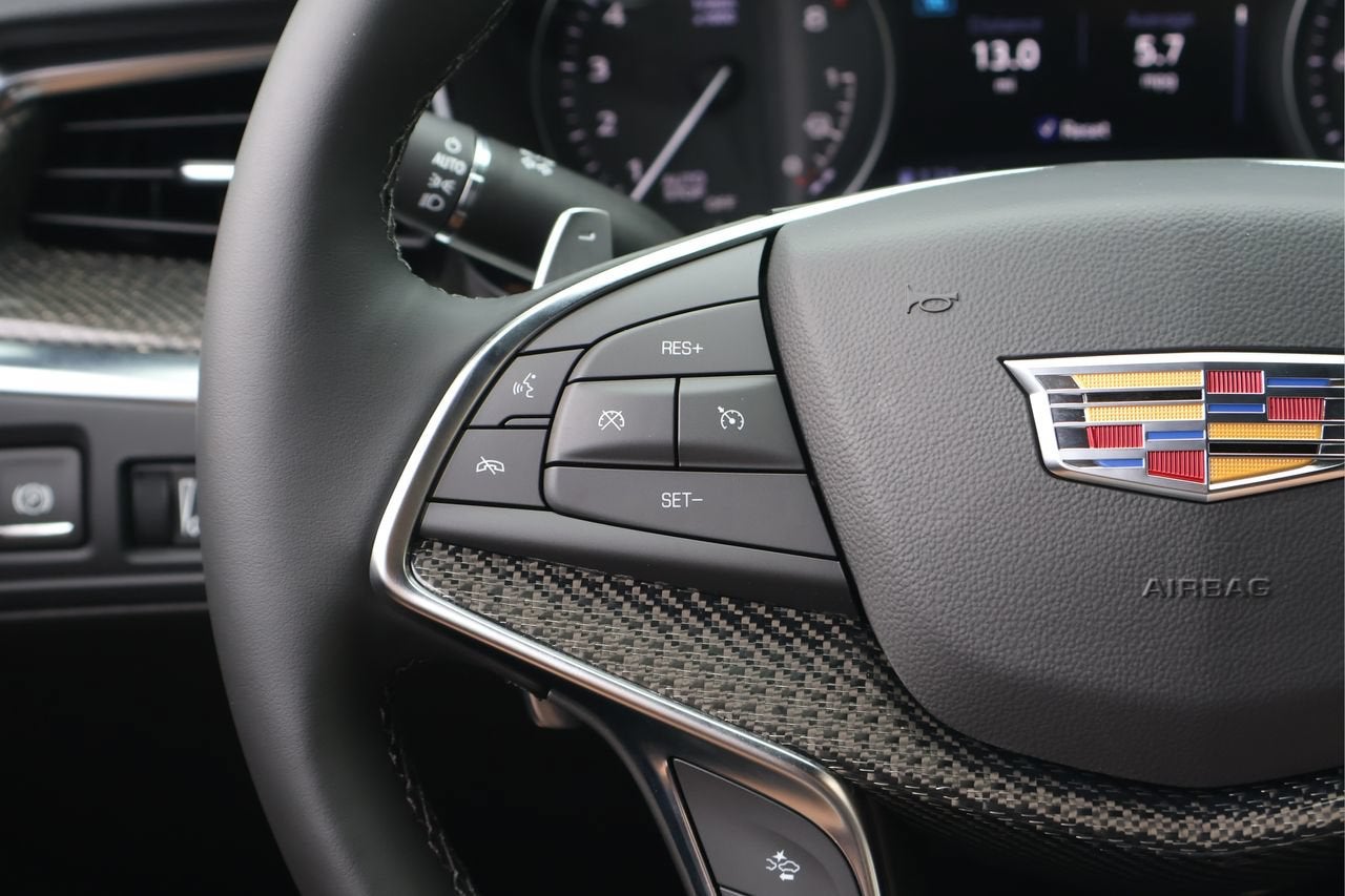2026 Cadillac XT5 Sport