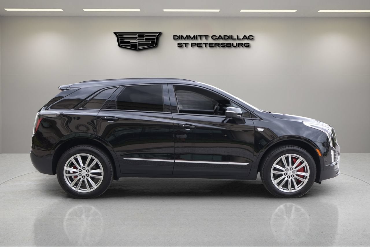 2026 Cadillac XT5 Sport