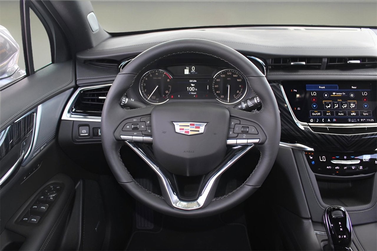 2025 Cadillac XT6 Premium Luxury