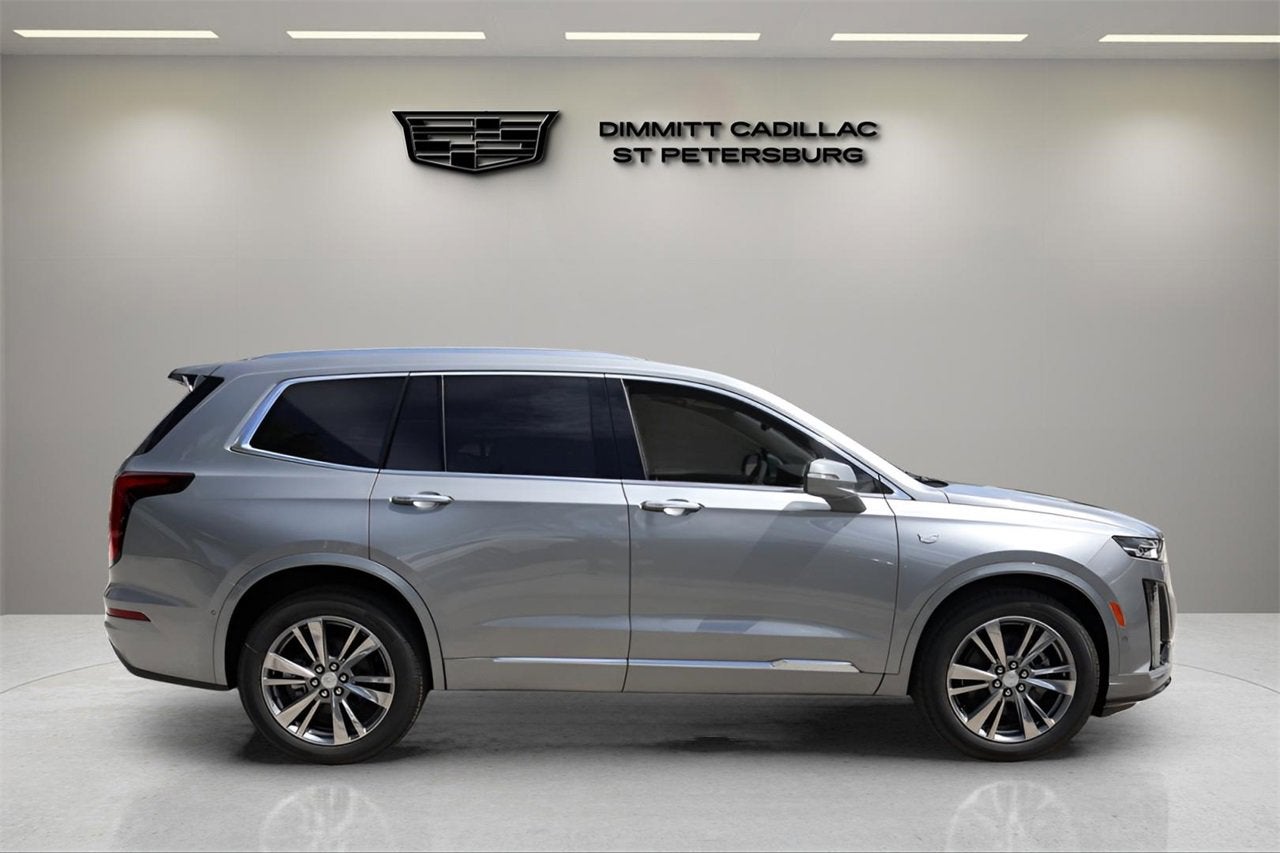 2025 Cadillac XT6 Premium Luxury