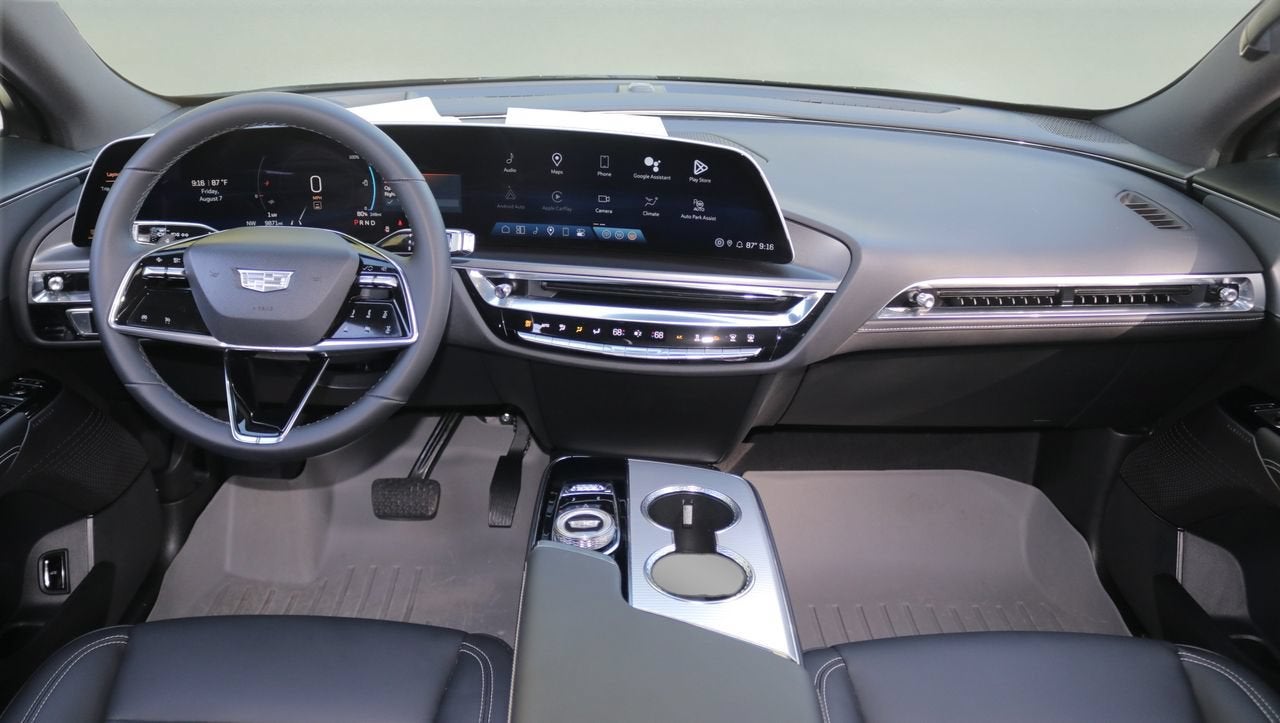 2024 Cadillac LYRIQ Tech