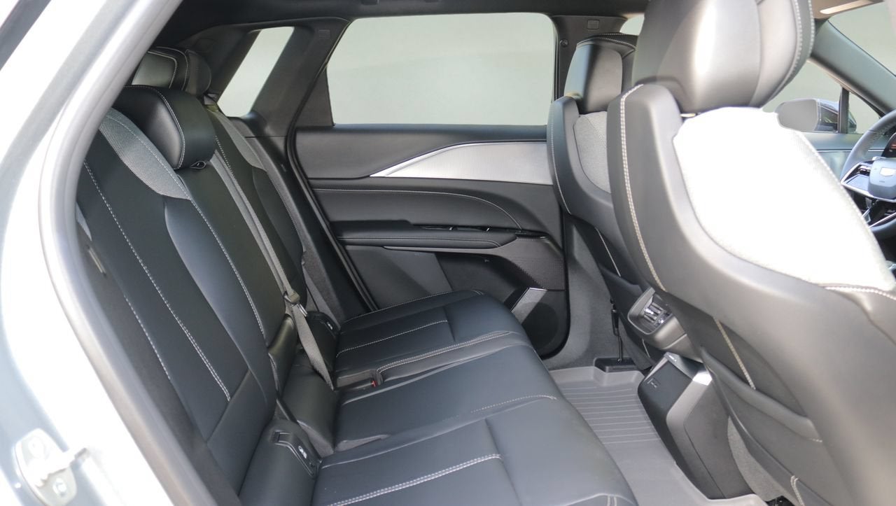 2024 Cadillac LYRIQ Tech
