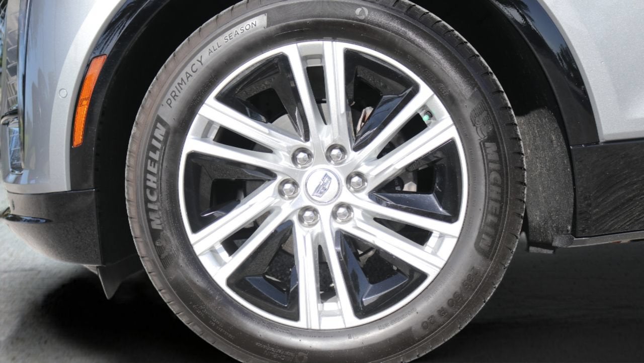 2024 Cadillac LYRIQ Tech