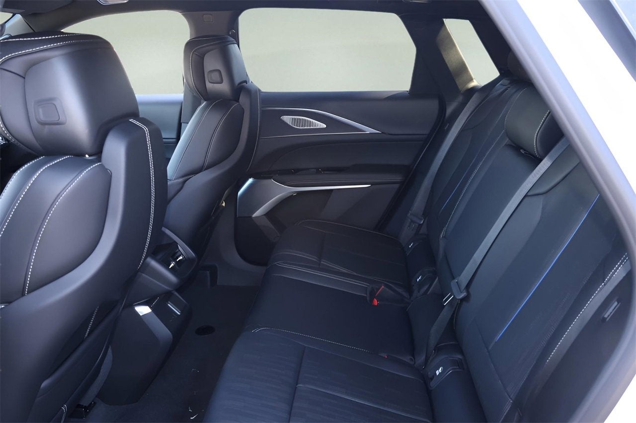 2026 Cadillac LYRIQ Premium Luxury