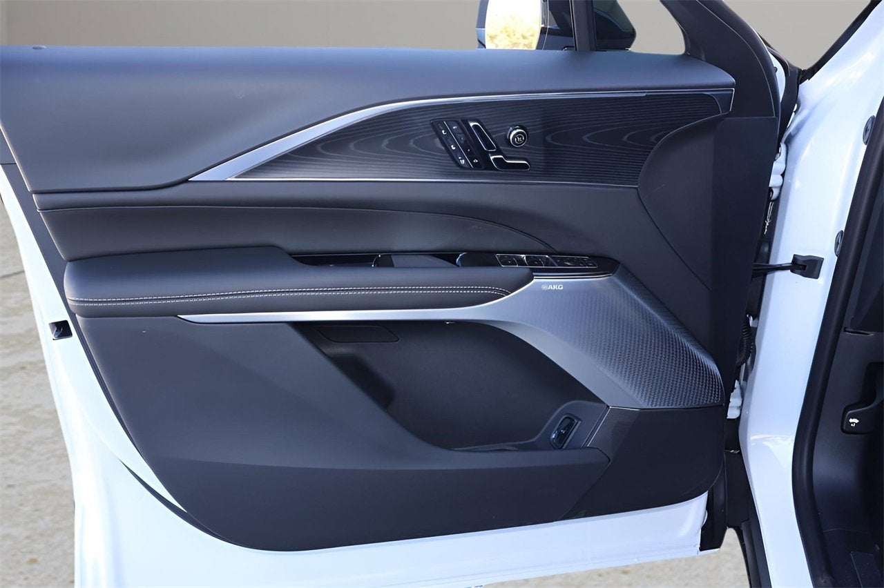 2026 Cadillac LYRIQ Premium Luxury