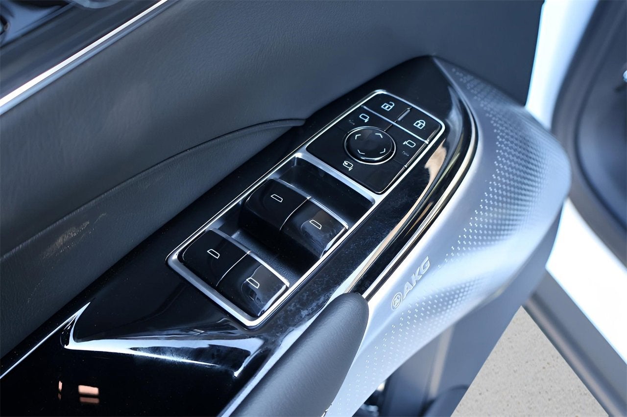 2026 Cadillac LYRIQ Premium Luxury