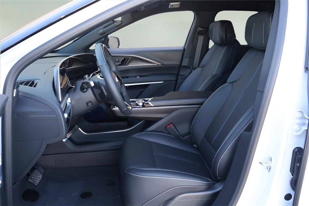 2026 Cadillac LYRIQ Premium Luxury