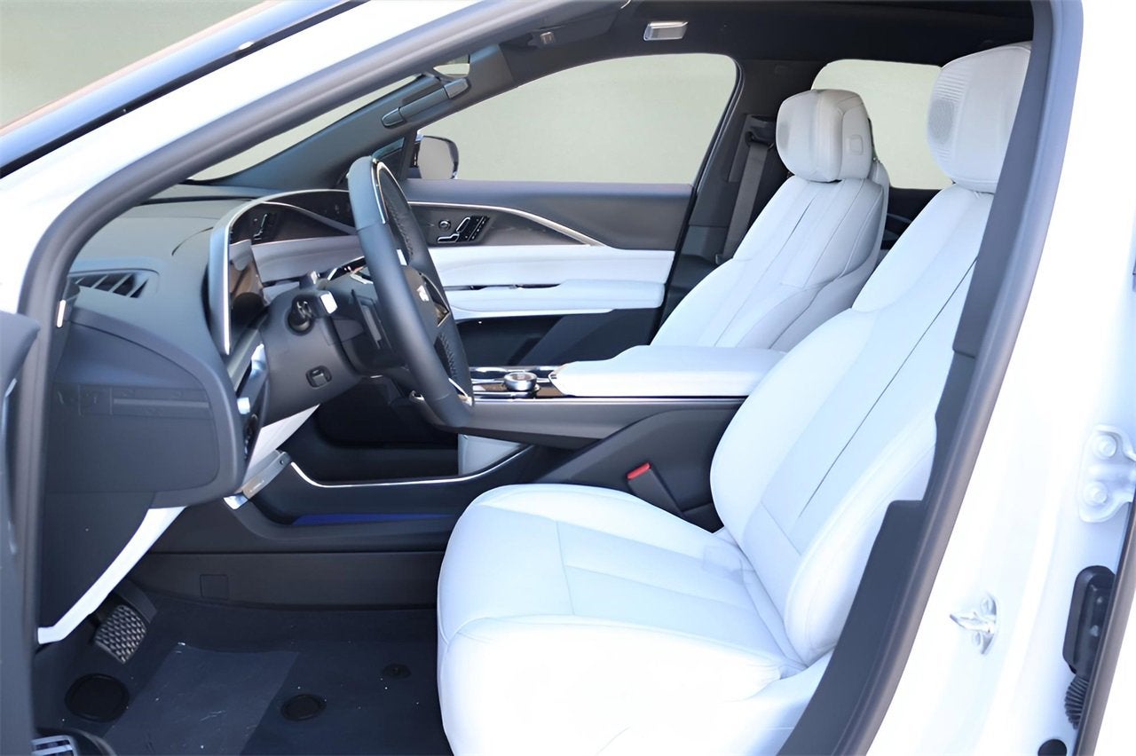 2026 Cadillac LYRIQ Premium Luxury