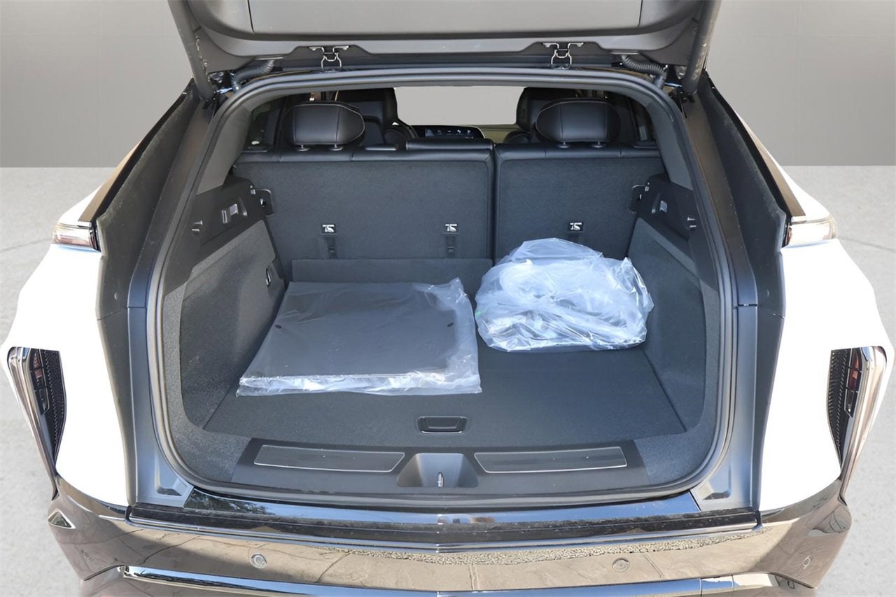 2026 Cadillac LYRIQ Sport