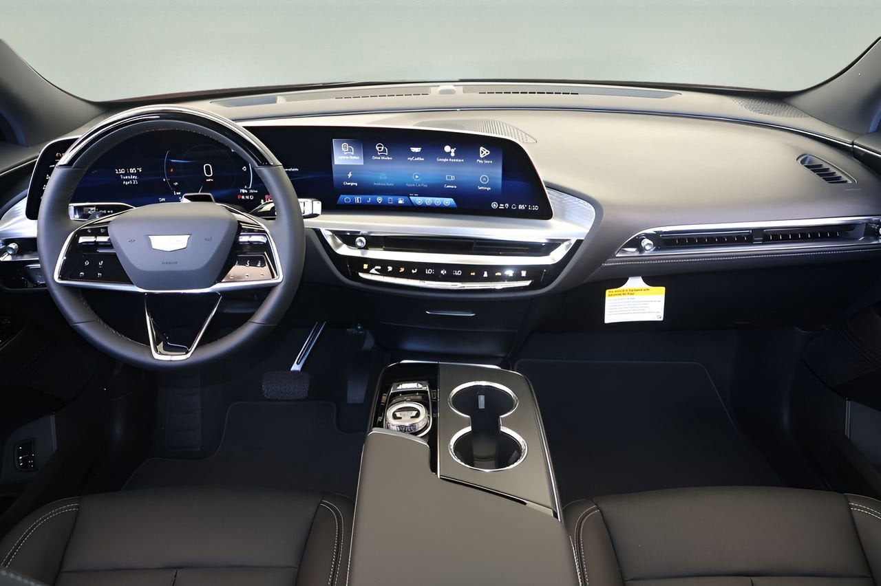 2026 Cadillac LYRIQ Sport