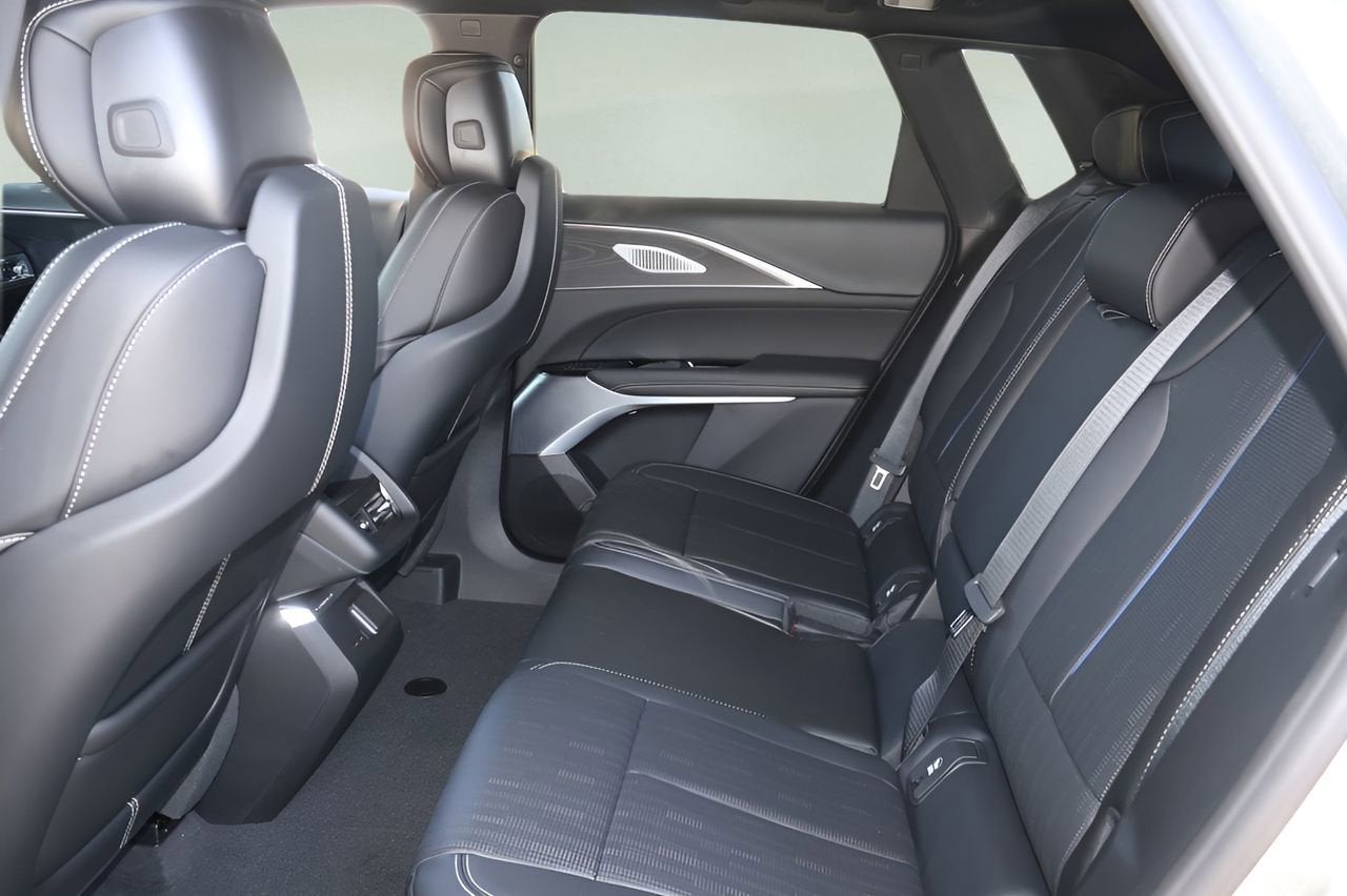 2026 Cadillac LYRIQ Premium Sport