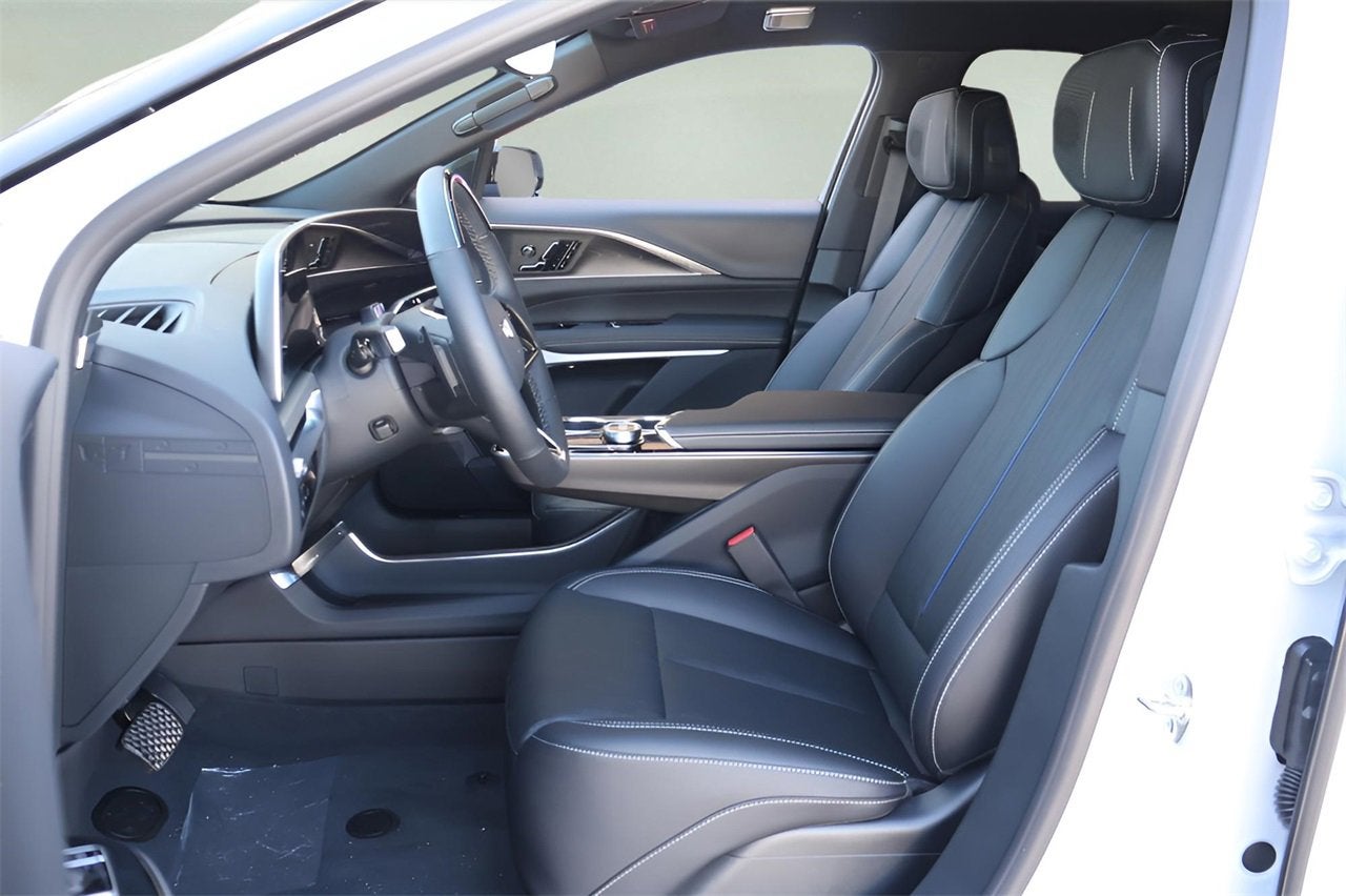 2026 Cadillac LYRIQ Premium Sport