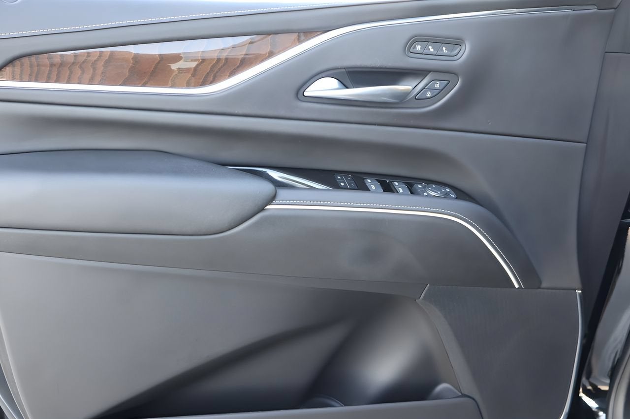 2024 Cadillac Escalade ESV Sport Platinum
