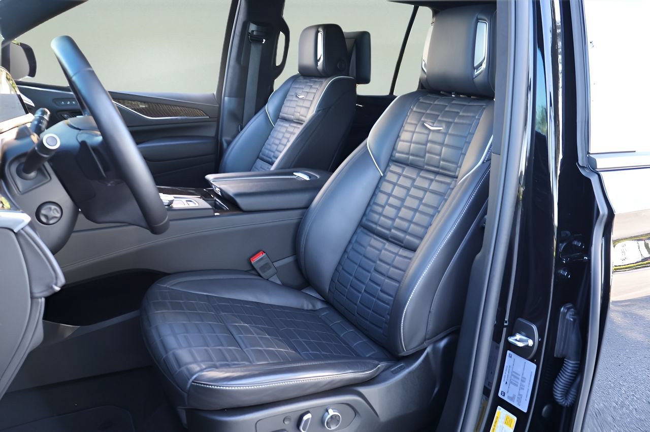 2024 Cadillac Escalade ESV Sport Platinum