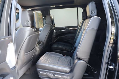 2024 Cadillac Escalade ESV Sport Platinum