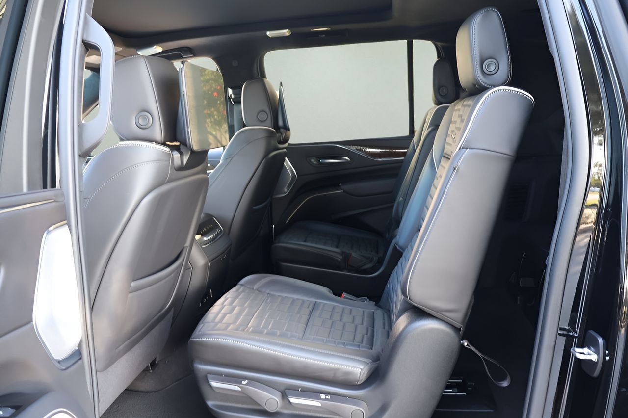 2024 Cadillac Escalade ESV Sport Platinum