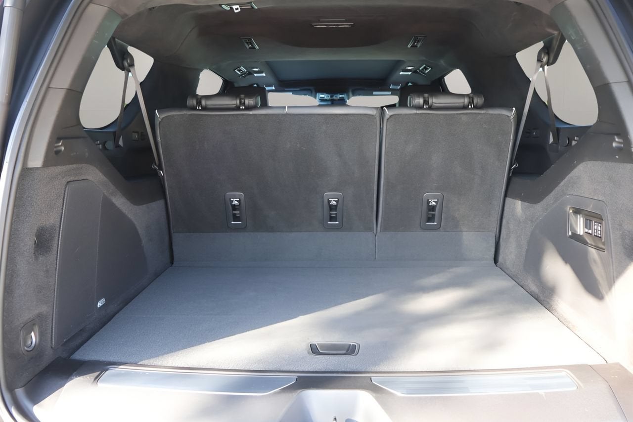 2024 Cadillac Escalade ESV Sport Platinum