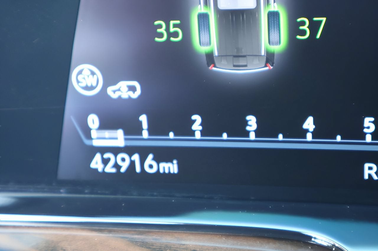 2024 Cadillac Escalade ESV Sport Platinum