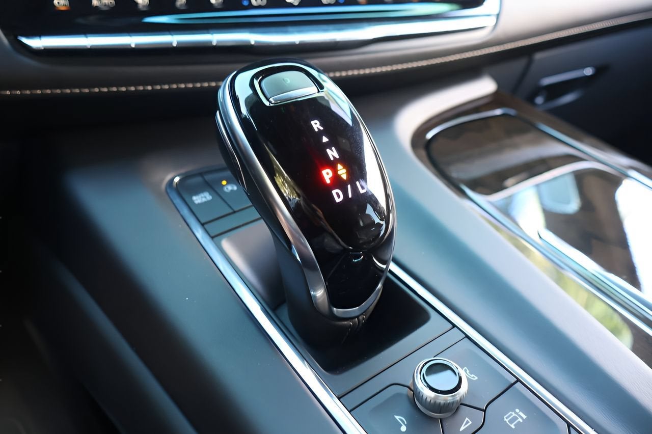 2024 Cadillac Escalade ESV Sport Platinum