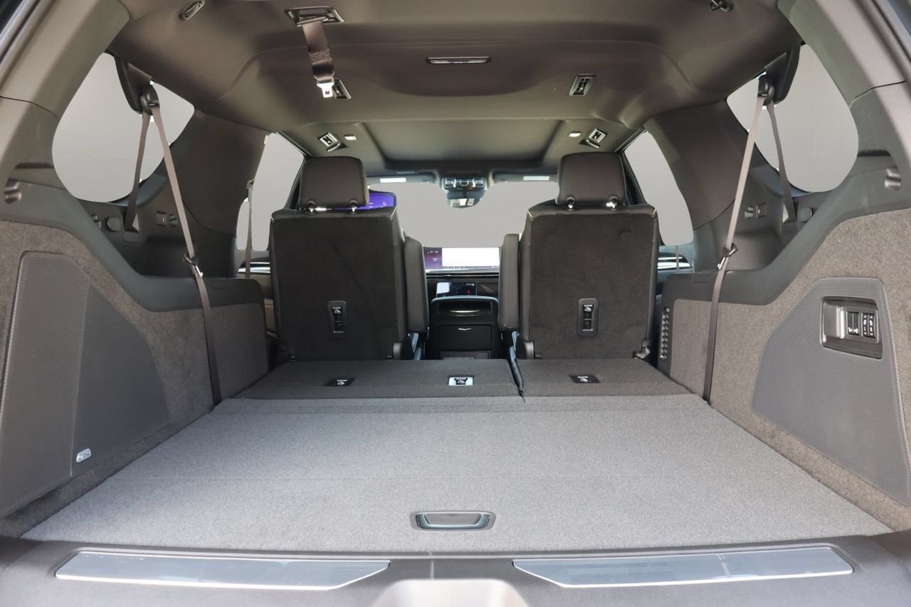 2026 Cadillac Escalade ESV Luxury