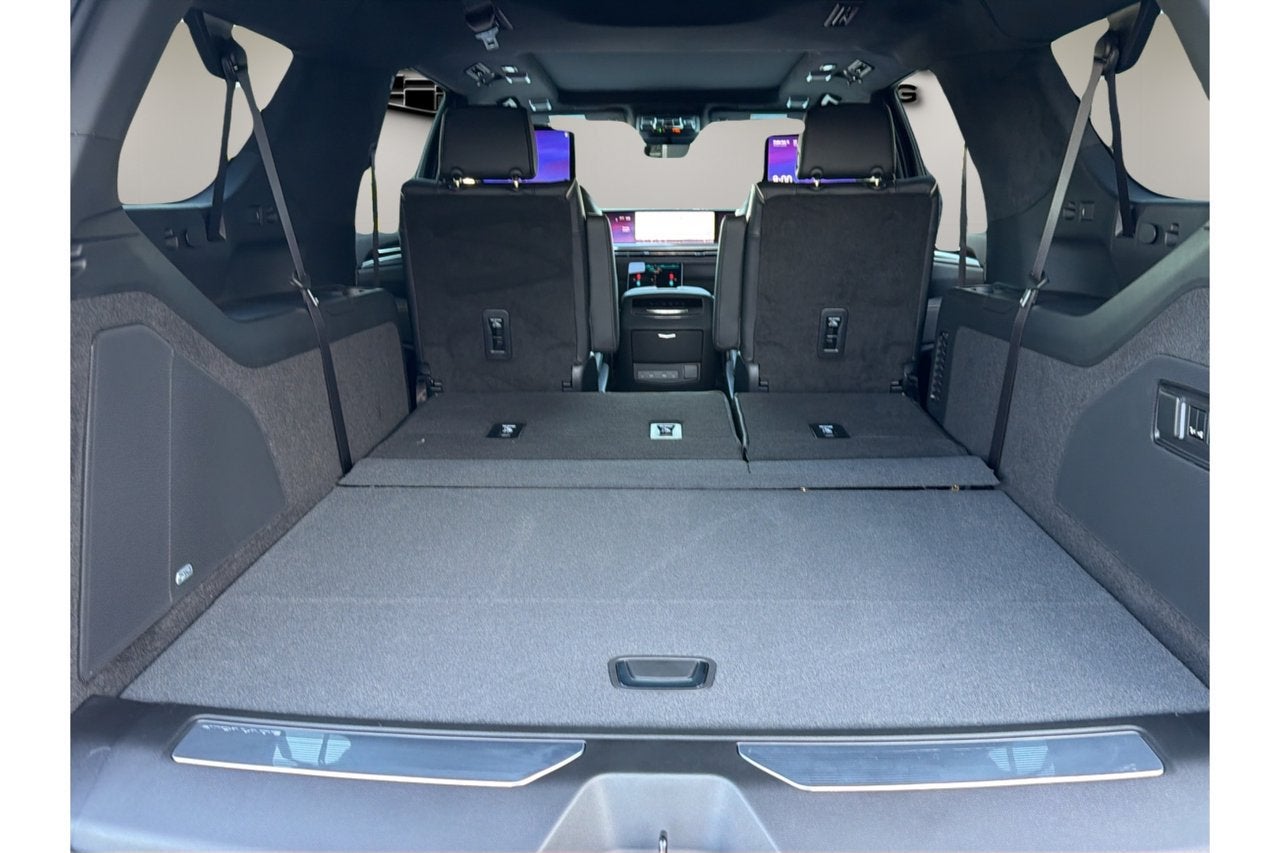2027 Cadillac Escalade ESV Platinum Sport