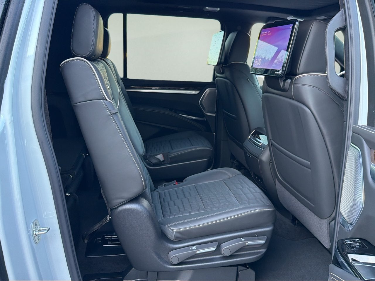 2027 Cadillac Escalade ESV Platinum Sport
