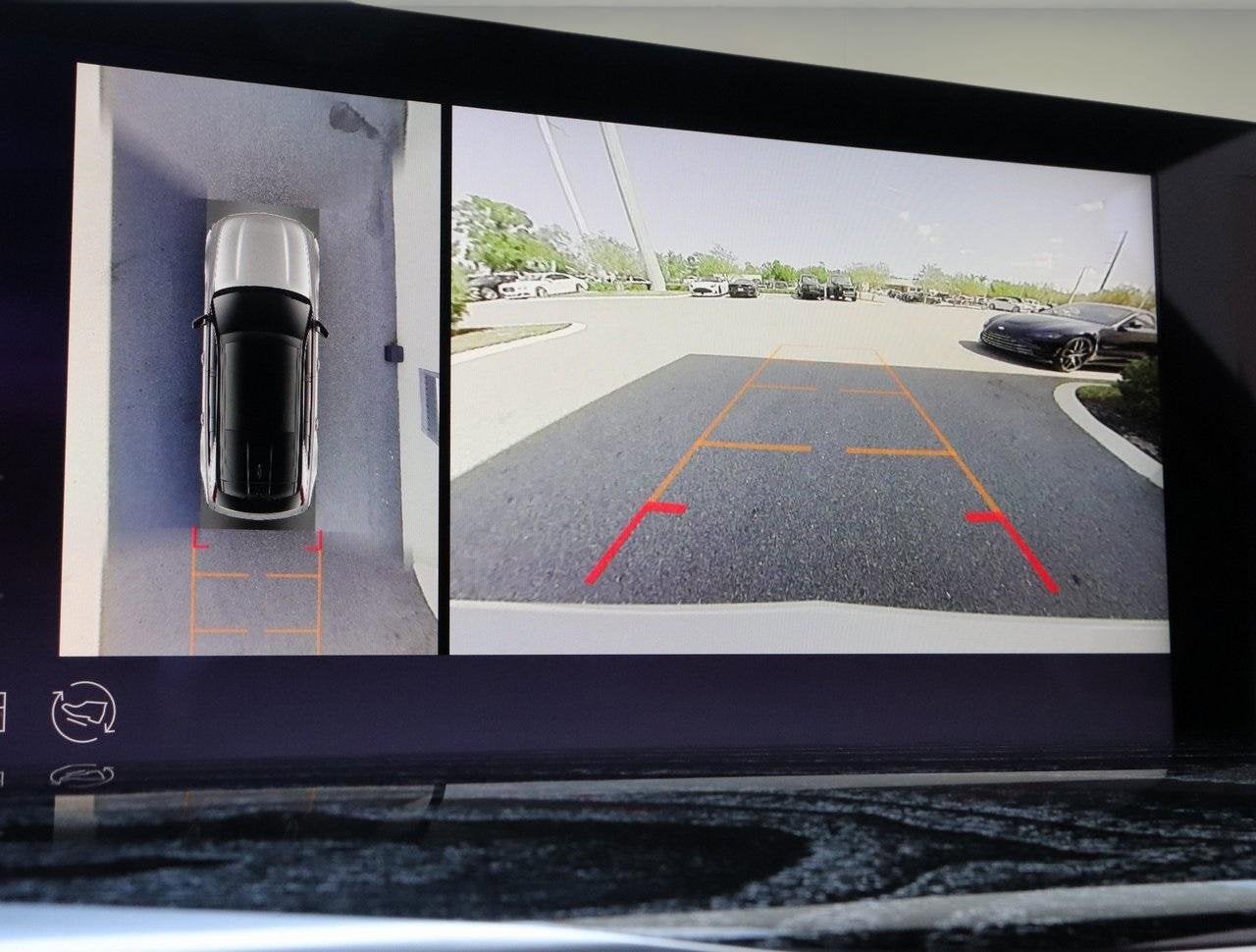 2025 Cadillac ESCALADE IQ Luxury 1