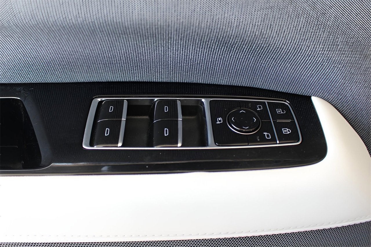 2025 Cadillac ESCALADE IQ Luxury 1