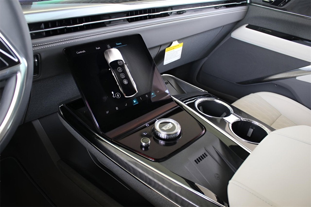 2025 Cadillac ESCALADE IQ Luxury 1