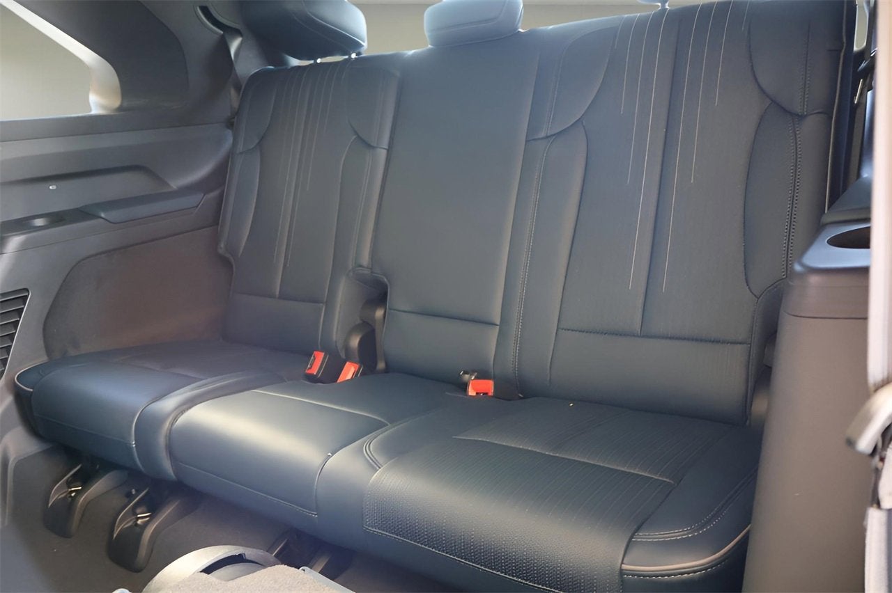 2025 Cadillac ESCALADE IQ Luxury 2