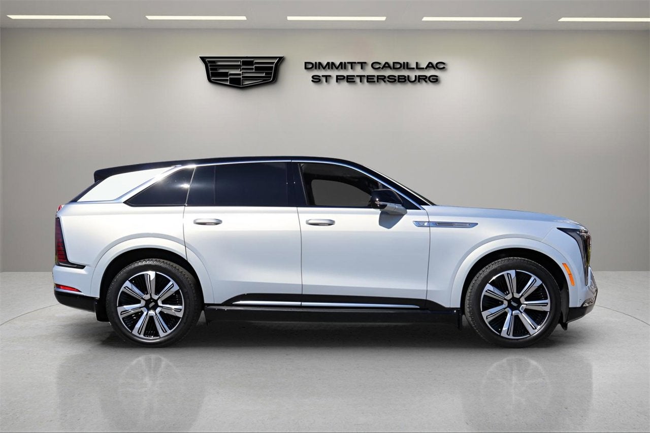 2025 Cadillac ESCALADE IQ Luxury 2