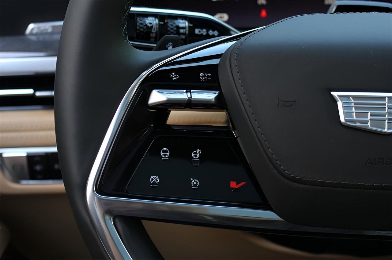 2025 Cadillac ESCALADE IQ Luxury 2