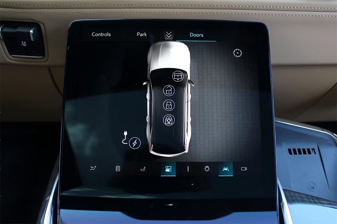 2025 Cadillac ESCALADE IQ Luxury 2