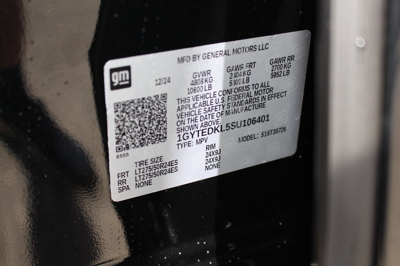 2025 Cadillac ESCALADE IQ Luxury 2