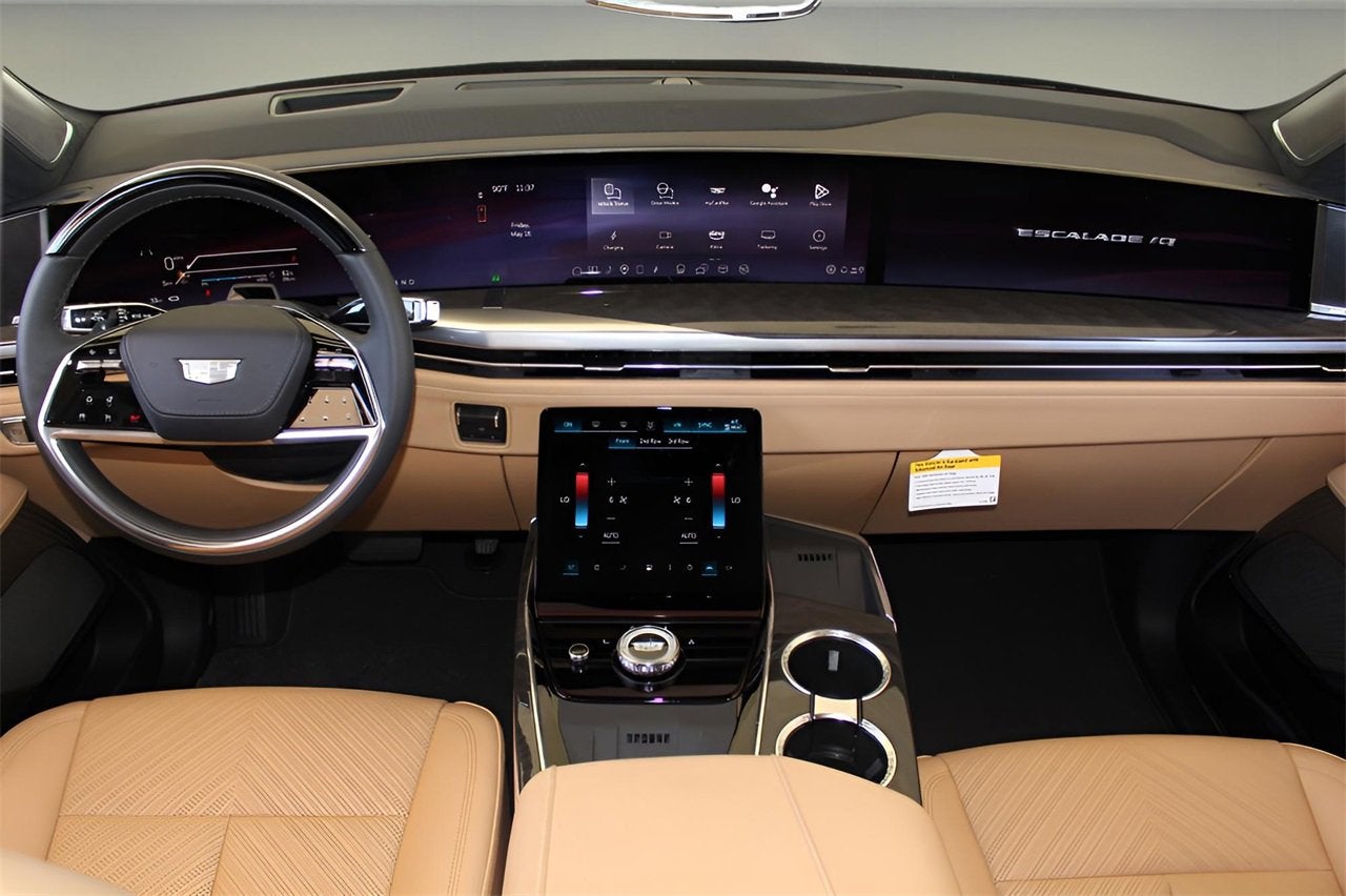 2025 Cadillac ESCALADE IQ Luxury 2