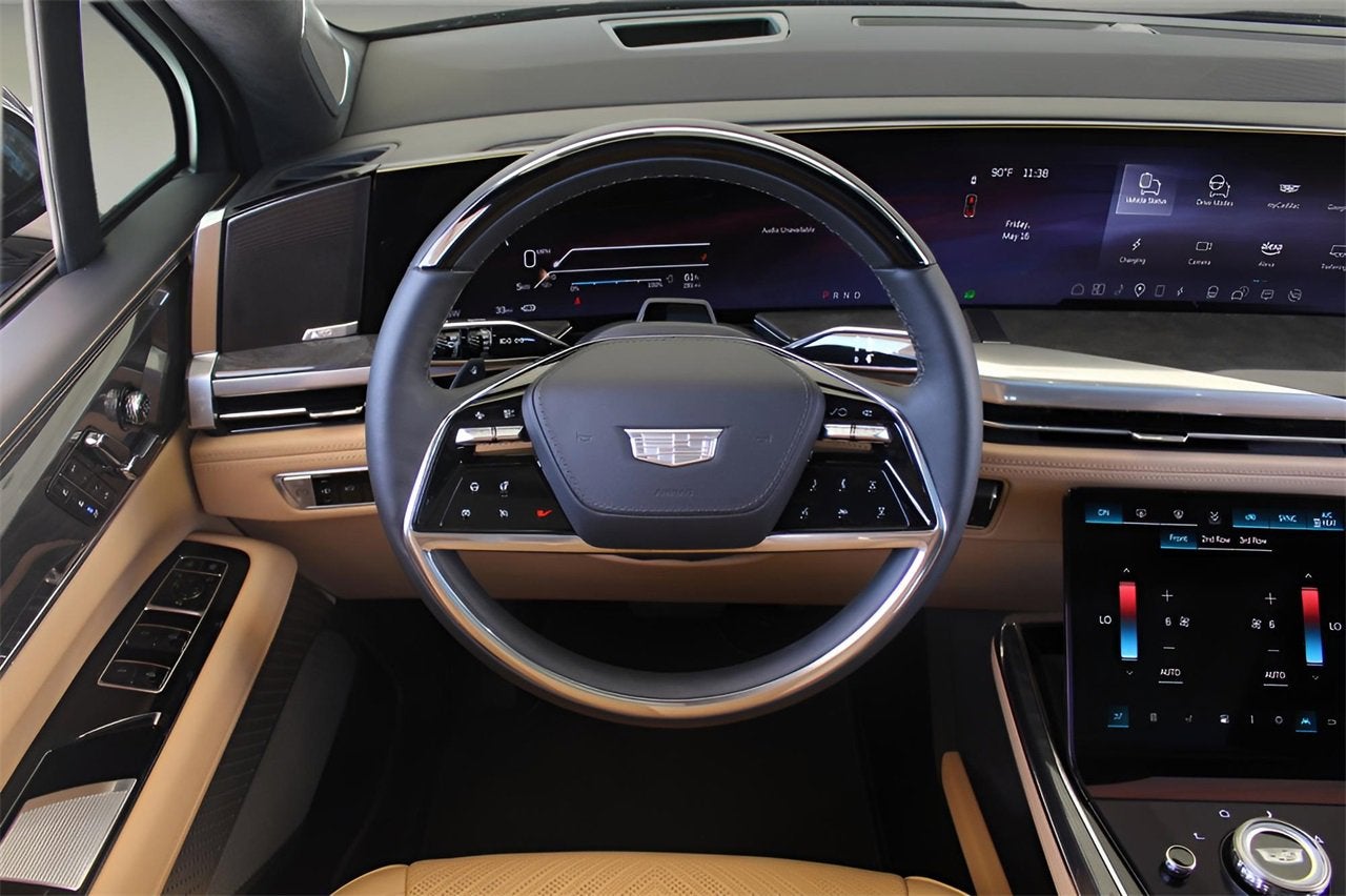 2025 Cadillac ESCALADE IQ Luxury 2