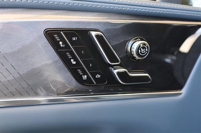 2025 Cadillac ESCALADE IQ Luxury 2