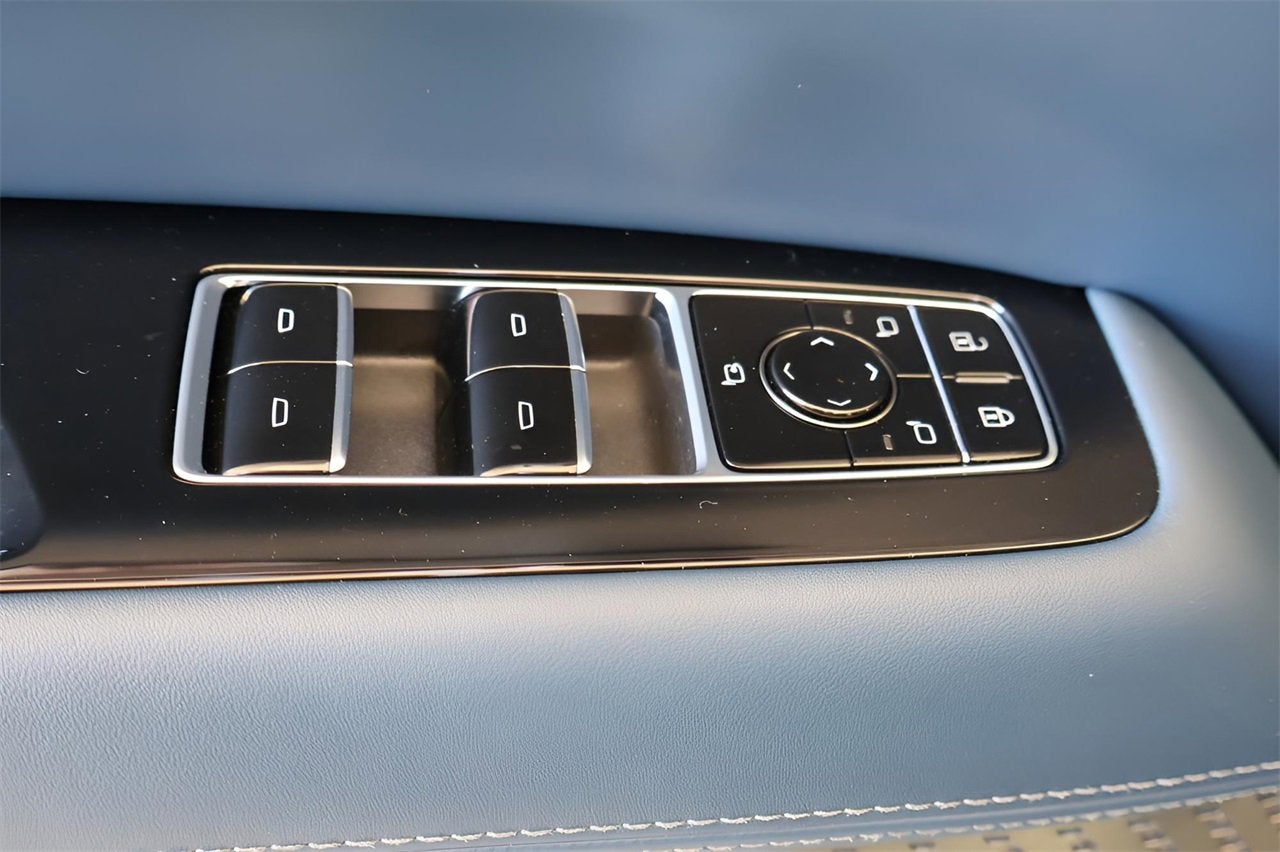 2025 Cadillac ESCALADE IQ Luxury 2