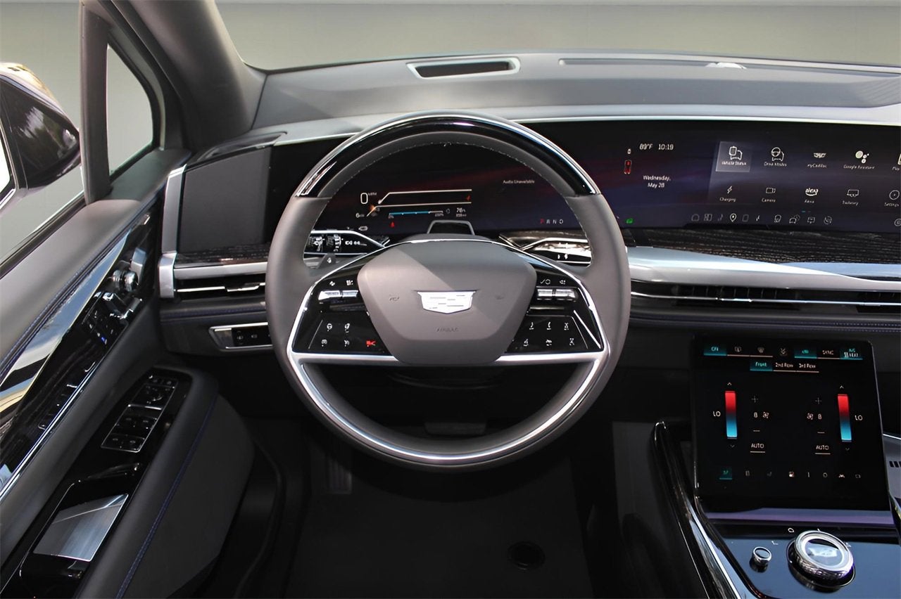 2025 Cadillac ESCALADE IQ Sport 1