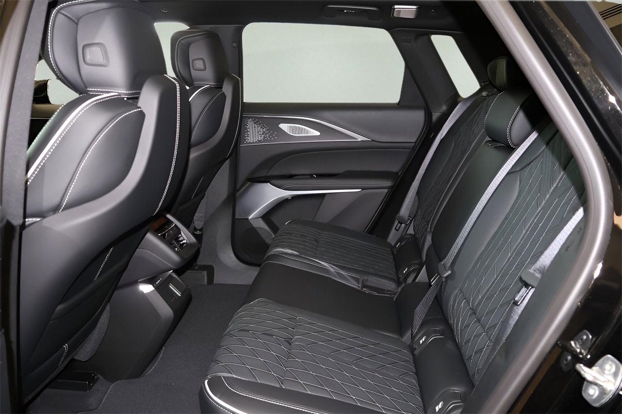 2026 Cadillac LYRIQ V-Series Premium