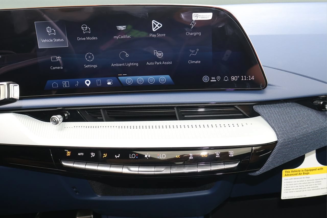 2027 Cadillac OPTIQ Premium Luxury