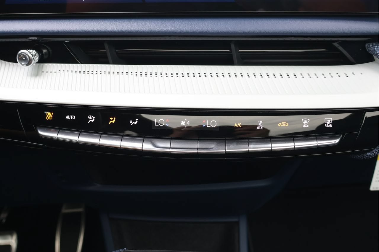 2027 Cadillac OPTIQ Premium Luxury