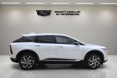 2027 Cadillac OPTIQ Premium Luxury